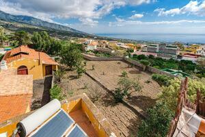 3 Bedroom House - Arafo (3)