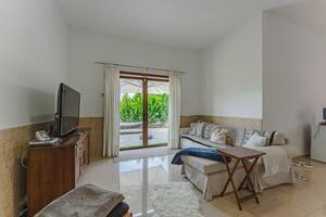 10 Bedroom House - Guaza (2)