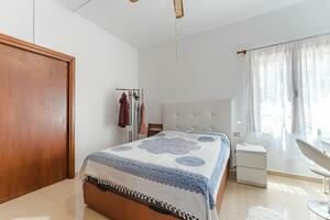 10 Bedroom House - Guaza (1)