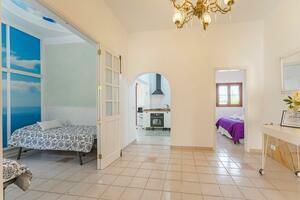 10 Bedroom House - Guaza (1)