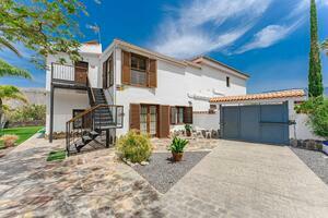 10 Bedroom House - Guaza (0)