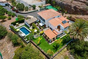 10 Bedroom House - Guaza (0)