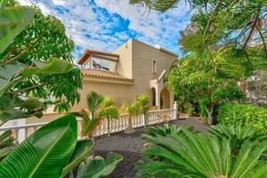 4 Bedroom Villa -  Bahía del Duque (1)