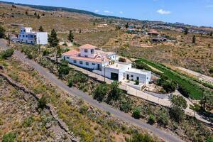 6 Bedroom House - Tijoco Alto (2)