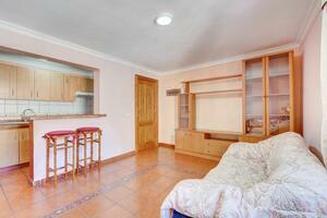 8 Bedroom Building - Alcalá (1)