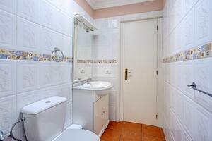 8 Bedroom Building - Alcalá (3)