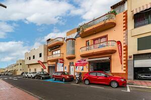 11 Bedroom Building - Las Chafiras (3)