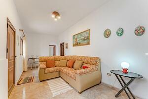 5 Bedroom House - Granadilla de Abona (0)