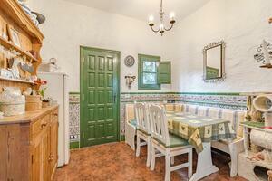 4 Bedroom House - San Miguel (1)