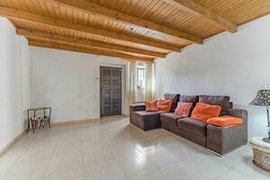 5 Bedroom House - El Tanque (0)