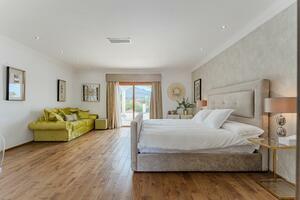 5 Bedroom Villa -  La Caleta (1)