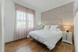 5 Bedroom Villa -  La Caleta (3)