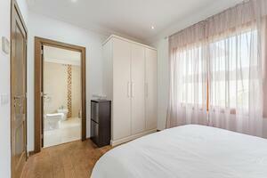 5 Bedroom Villa -  La Caleta (0)