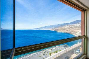 Seafront 3 Bedroom Apartment - Radazul (0)