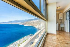 Seafront 3 Bedroom Apartment - Radazul (1)