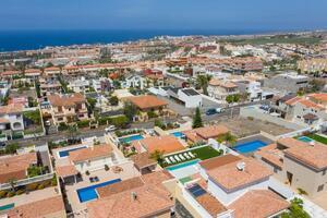 6 Bedroom Villa - Torviscas Alto (0)