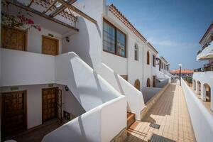 Apartamento de 2 dormitorios - Torviscas Alto - Las Bouganvillas (2)