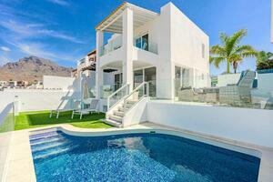 Luxury 5 Bedroom Villa - San Eugenio Alto - Mirador del Sur (0)