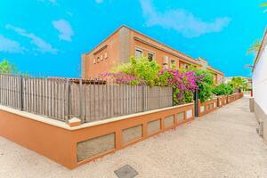 3 Bedroom Townhouse - Torviscas Alto - Altos del Roque (2)