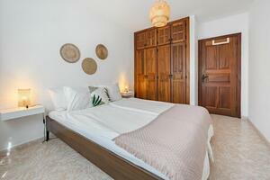 5 Bedroom Building - Playa San Juan (0)