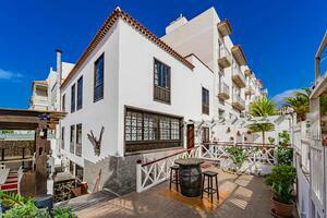 5 Bedroom Building - Playa San Juan (0)