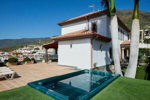 5 Bedroom Villa - Torviscas Alto (2)