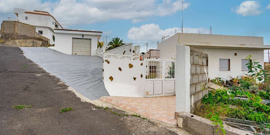 5 Bedroom House - Granadilla de Abona