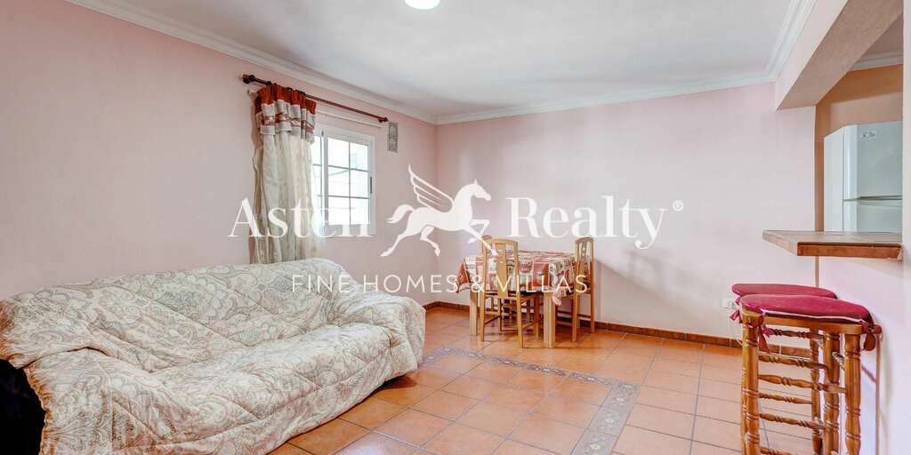 2 Bedroom Apartment - Alcalá