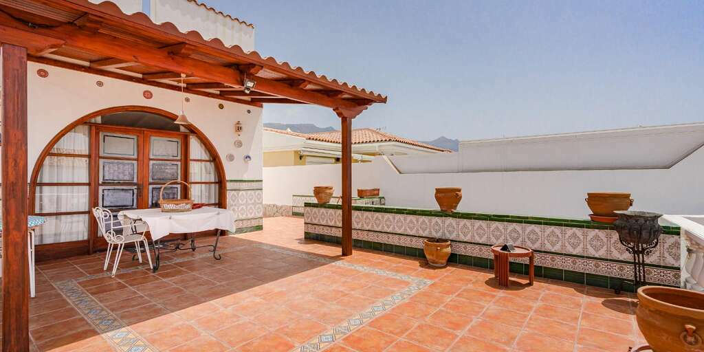 3 Bedroom Villa - Callao Salvaje