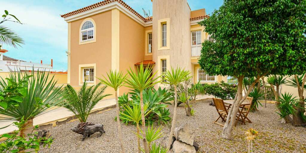 3 Bedroom Villa - Torviscas Alto