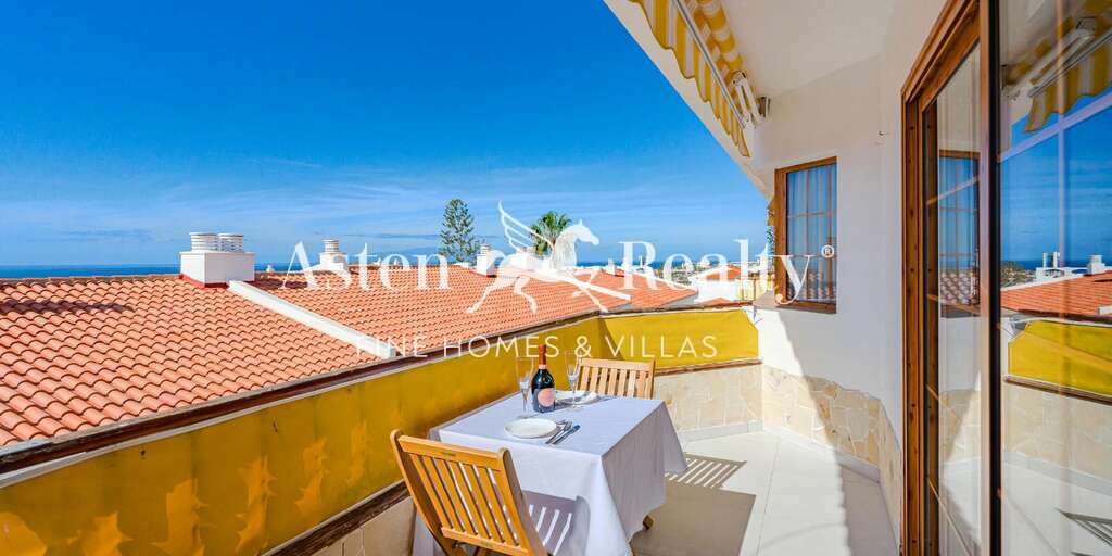 Apartamento de 2 dormitorios - Torviscas Alto - Las Bouganvillas