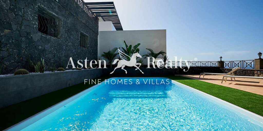 5 Bedroom Villa - Torviscas Alto